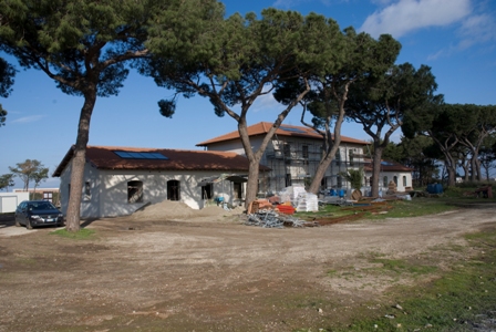 The front of the building at the second stage of the restructuration