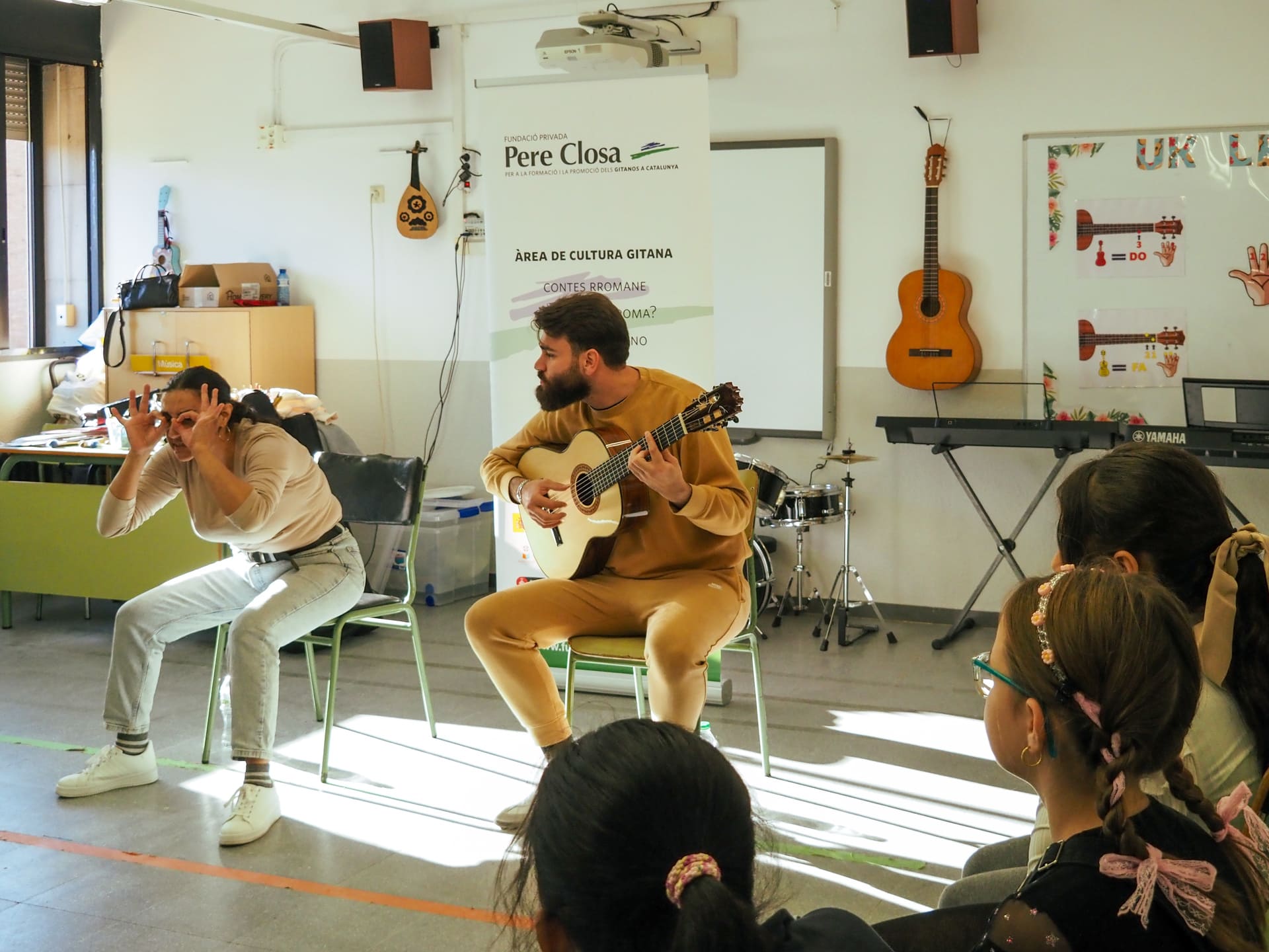 Supporting Rroma people in Catalonia through the promotion of education and the dissemination of Rroma cultural heritage