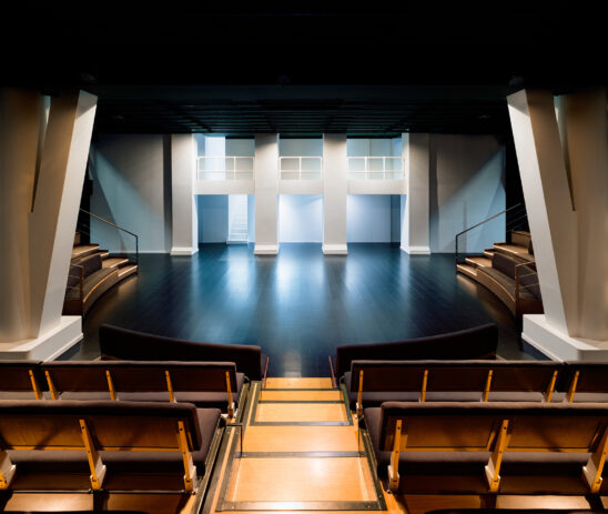 Supporting Teatre Akadèmia in disseminating performing arts and cultural initiatives in Barcelona