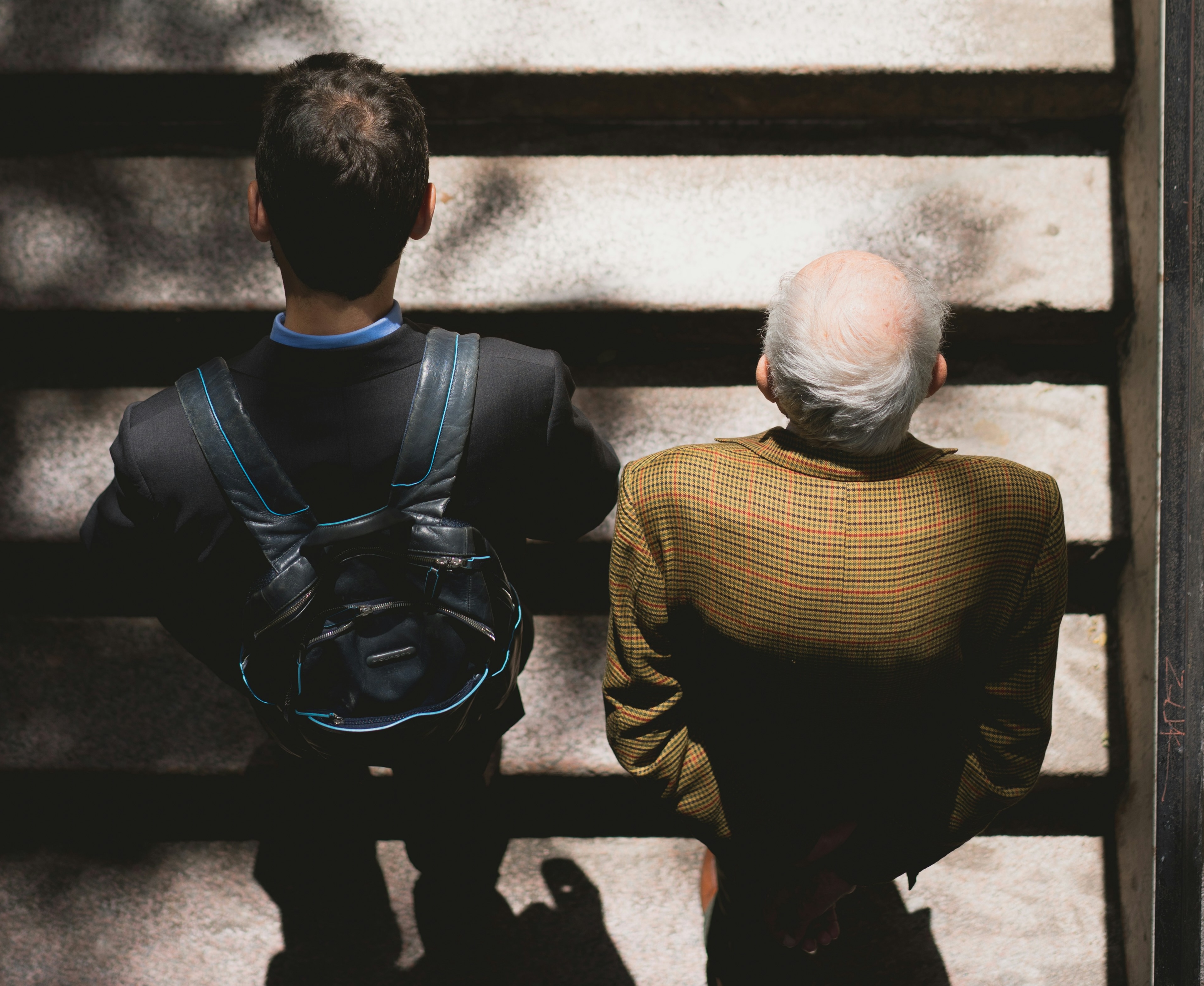 Supporting ASTE BCN intergenerational program to prevent social isolation and loneliness among the elderly through the promotion of social volunteering among young people