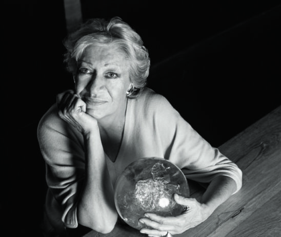 Elsa Peretti, de la Barcelona antifranquista a musa de Warhol: el documental que repasa su vida